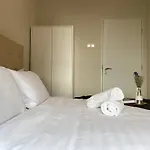 Lavile Homestay Near Sunway Velocity And Mrt Maluri By Iconique