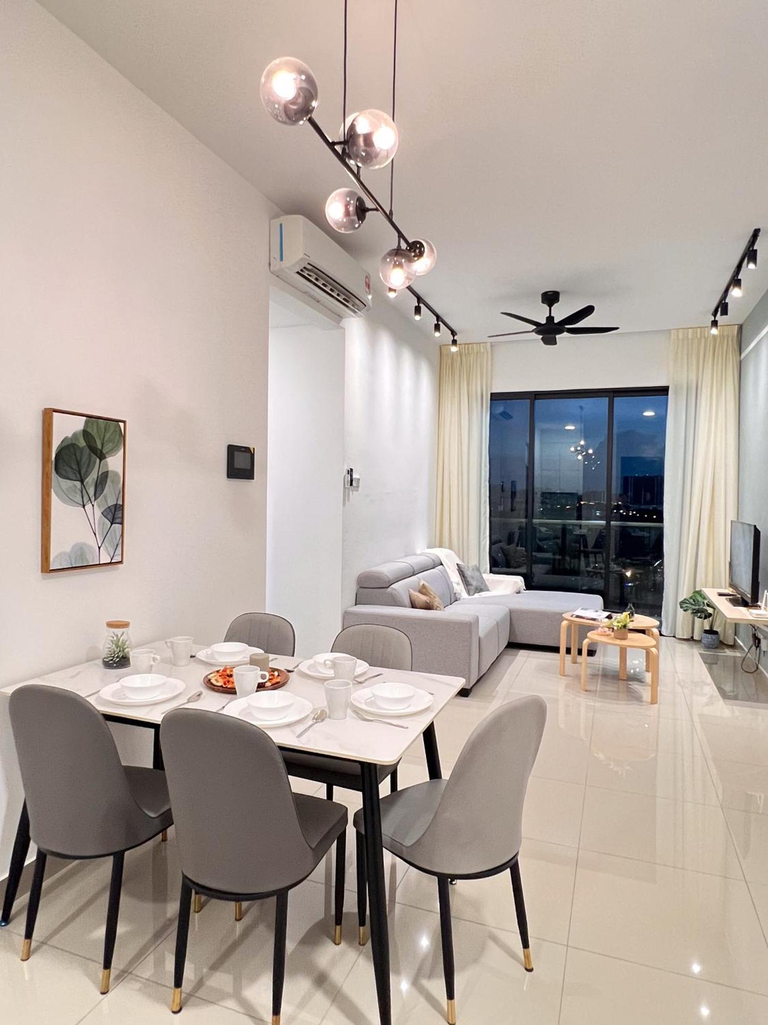 Lavile Near Sunway Velocity And Mrt Maluri By Iconique Apartment *
