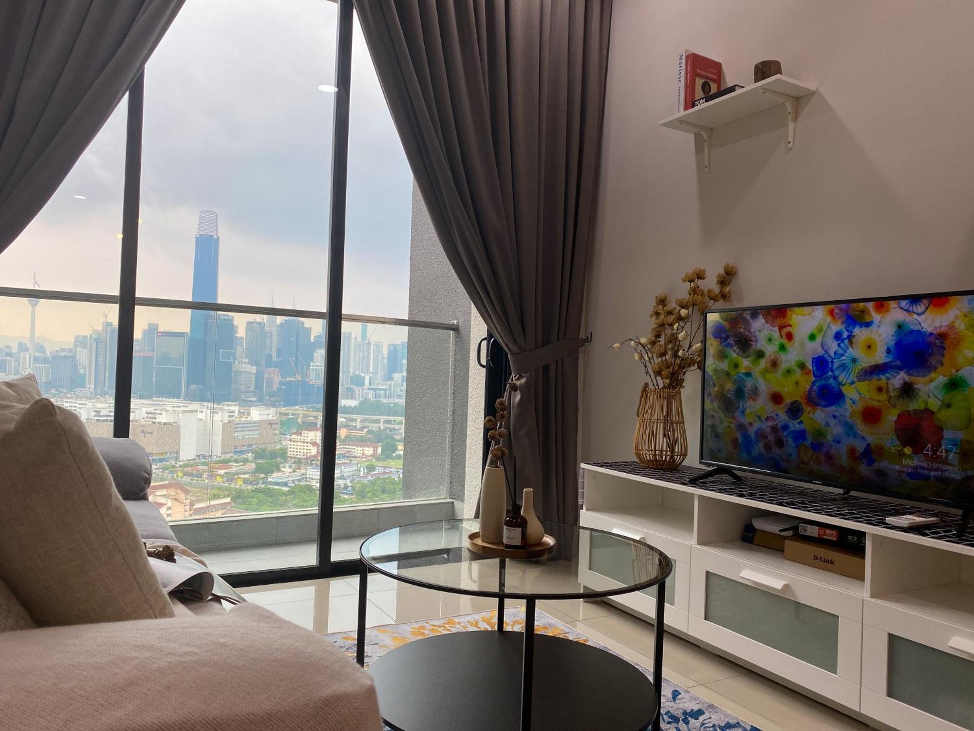 Apartment Lavile Near Sunway Velocity And Mrt Maluri By Iconique Kuala Lumpur